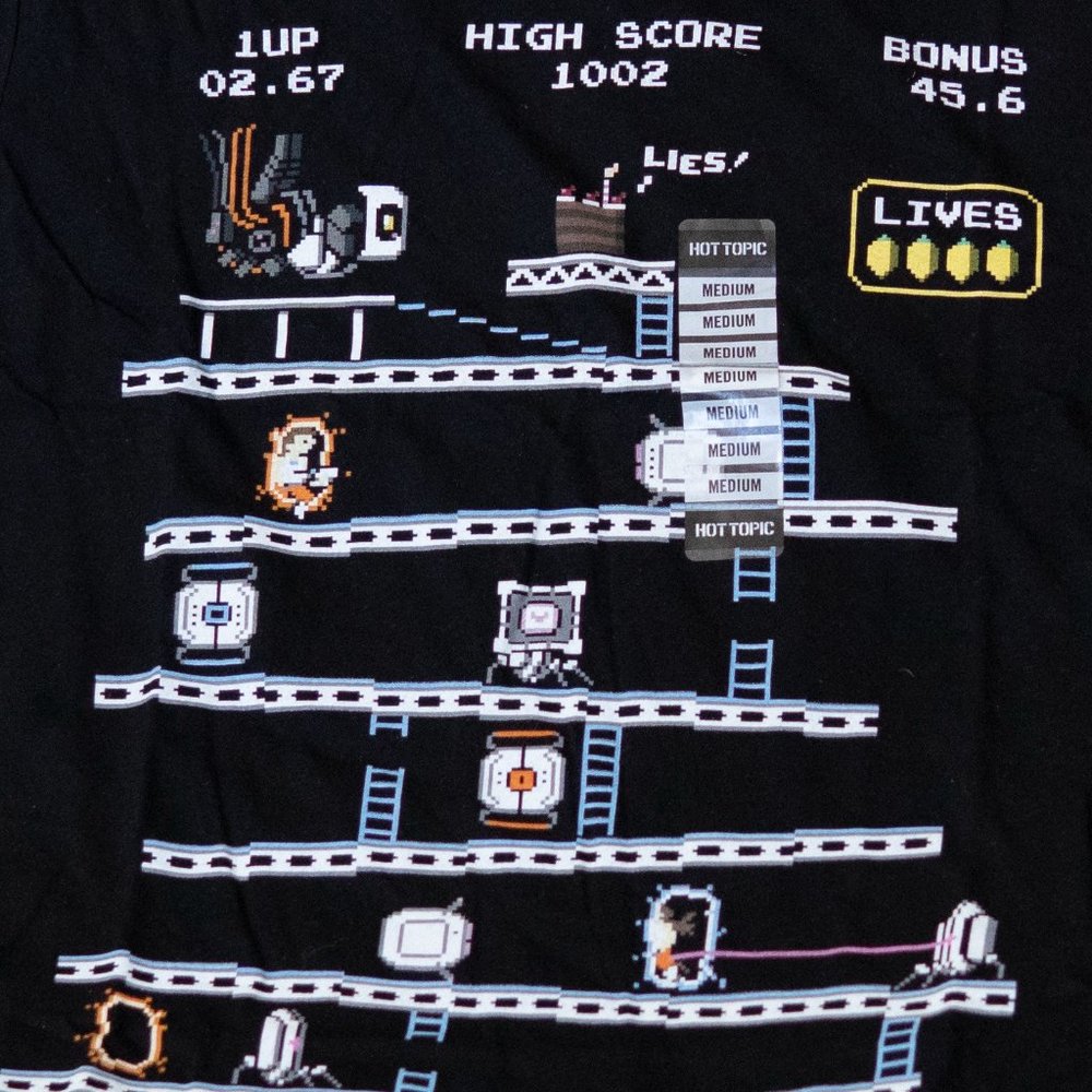 Men's Portal 2 gaming t-shirt black size medium Hot Topic 2015 NWT